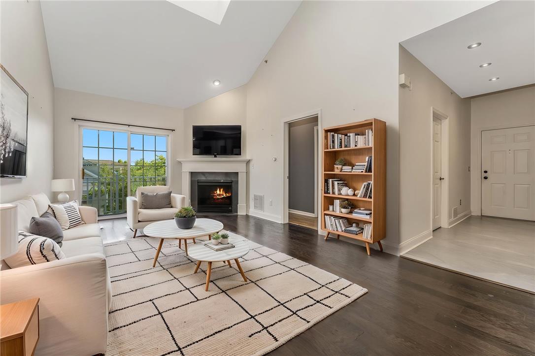 726 Eden Terrace