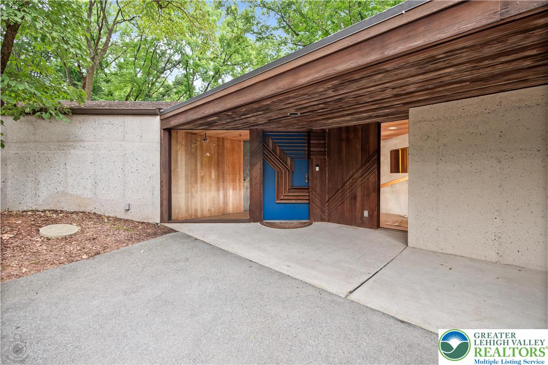 Lower Macungie Twp, Pennsylvania 18103, United States, 3 Bedrooms Bedrooms, ,4 BathroomsBathrooms,Residential,Active,170073