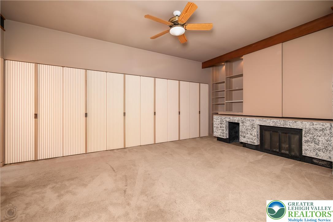 Lower Macungie Twp, Pennsylvania 18103, United States, 3 Bedrooms Bedrooms, ,4 BathroomsBathrooms,Residential,Active,170073