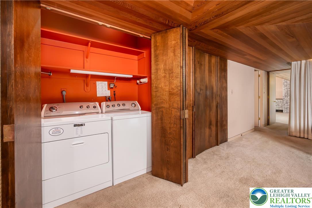 Lower Macungie Twp, Pennsylvania 18103, United States, 3 Bedrooms Bedrooms, ,4 BathroomsBathrooms,Residential,Active,170073