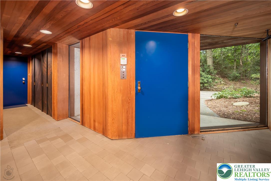 Lower Macungie Twp, Pennsylvania 18103, United States, 3 Bedrooms Bedrooms, ,4 BathroomsBathrooms,Residential,Active,170073