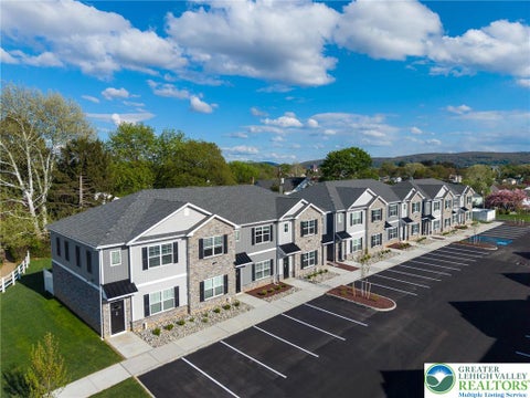 Photo for 1411 Greenview Drive 14