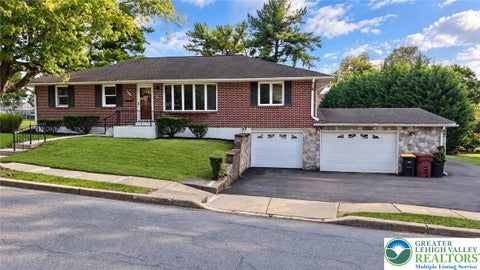 Homes For Sale - 802 Maryland Street<br/> Whitehall Twp, PA 18052