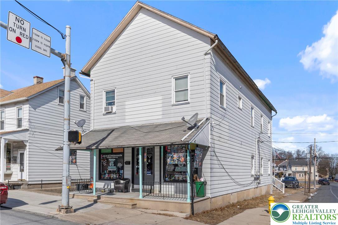 Allentown City, Pennsylvania 18103, United States, 4 Bedrooms Bedrooms, ,3 BathroomsBathrooms,Residential,Active,214236