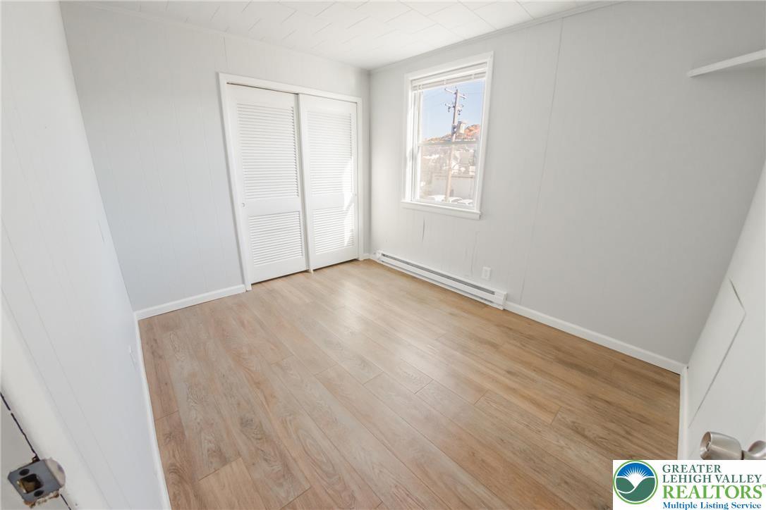 Allentown City, Pennsylvania 18103, United States, 4 Bedrooms Bedrooms, ,3 BathroomsBathrooms,Residential,Active,214236