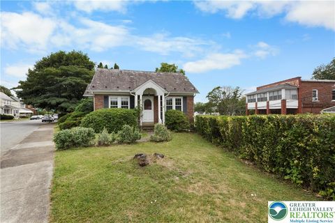 Photo of 120 Front Street, Roseto Boro, PA 18013 (MLS # 764067) Photo of 120 Front Street, Roseto Boro, PA 18013 (MLS # 764067)