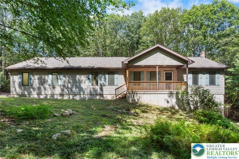 Photo for 200 Green Forest Lane