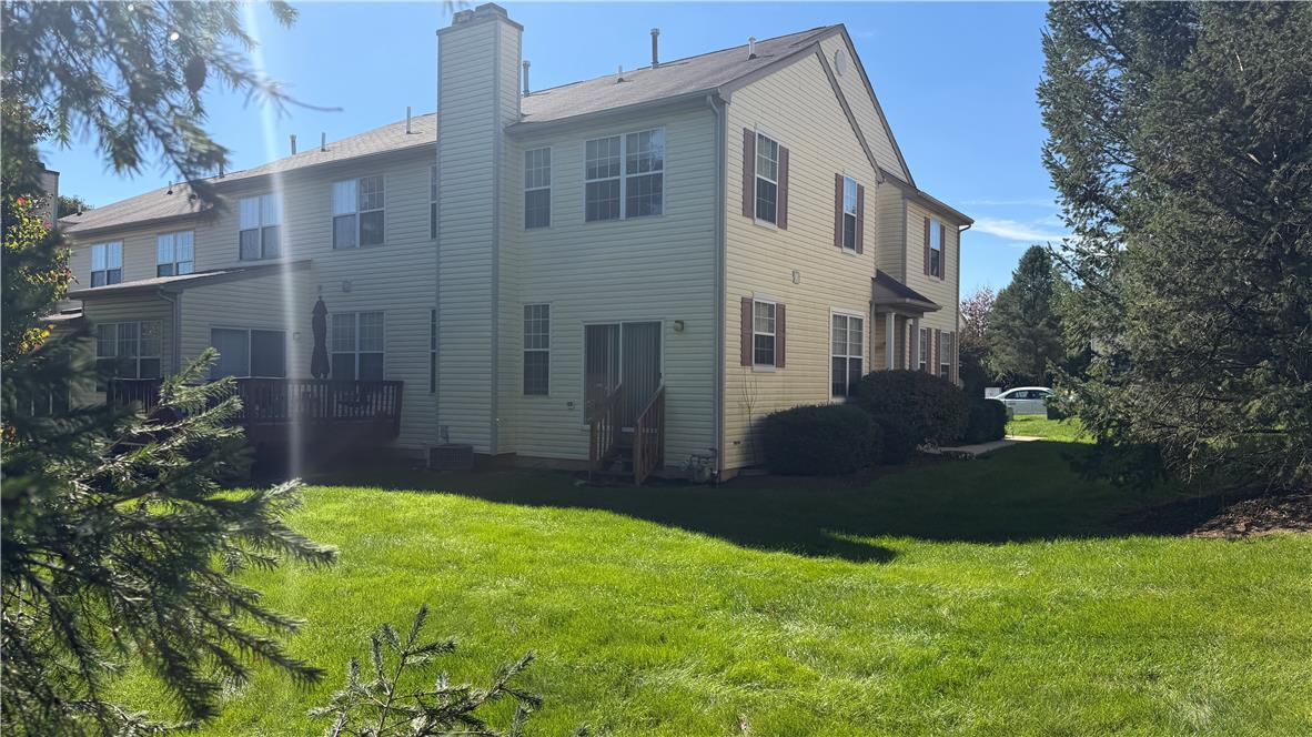 8100 Cross Creek Circle W
