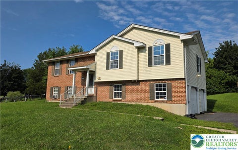 Photo of 481 Savage Road, Allen Twp, PA 18067 (MLS # 781923)