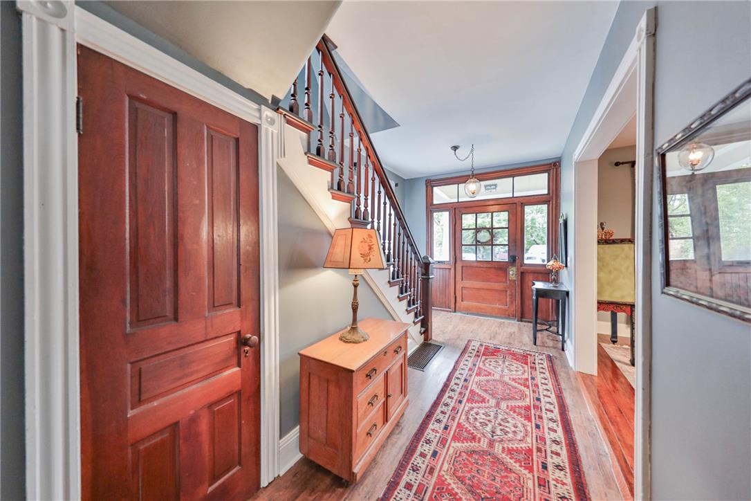 212 W Burke Street