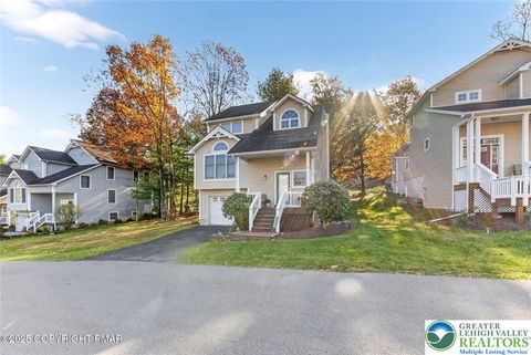 Photo of 230 Hawthorne Village Court, Middle Smithfield Twp, PA 18302 (MLS # 769936)