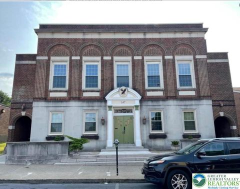 Photo of 147 S 4Th Street #3, Easton, PA 18042 (MLS # 763841) Photo of 147 S 4Th Street #3, Easton, PA 18042 (MLS # 763841)