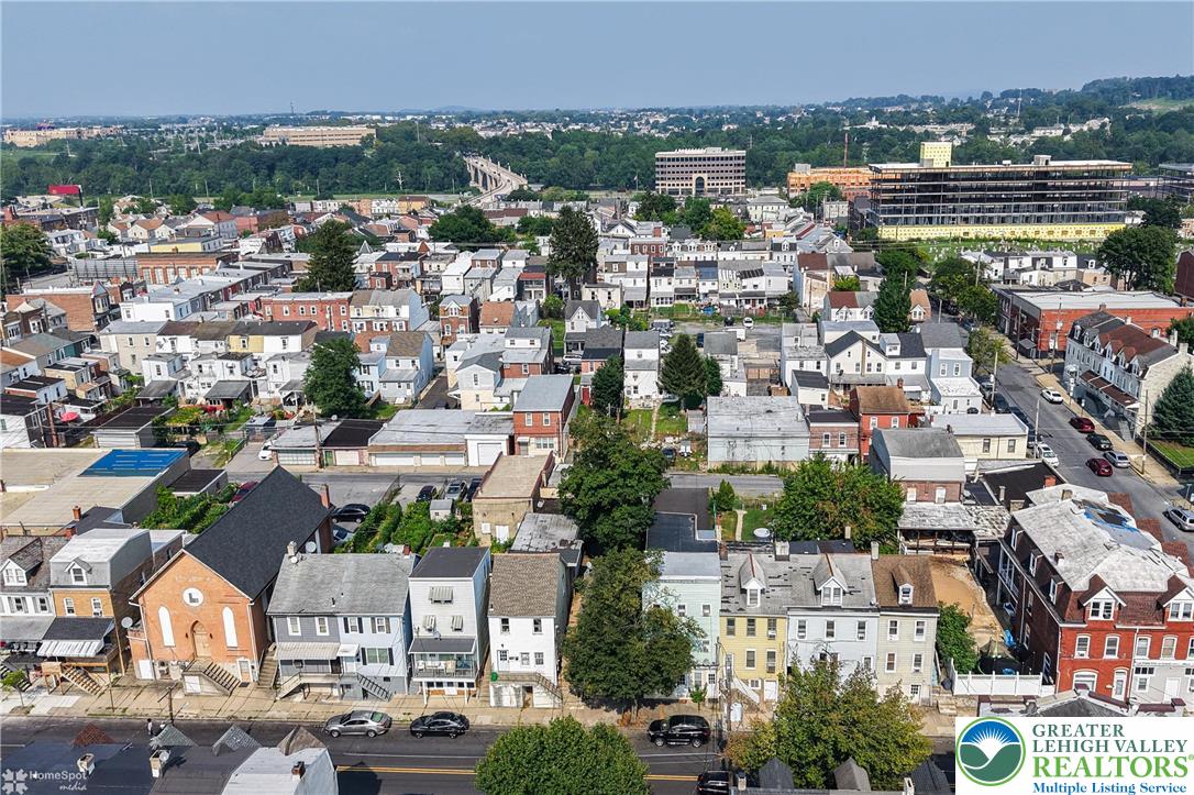 Allentown City, Pennsylvania 18102, United States, 2 Bedrooms Bedrooms, ,1 BathroomBathrooms,Residential,Active,190190