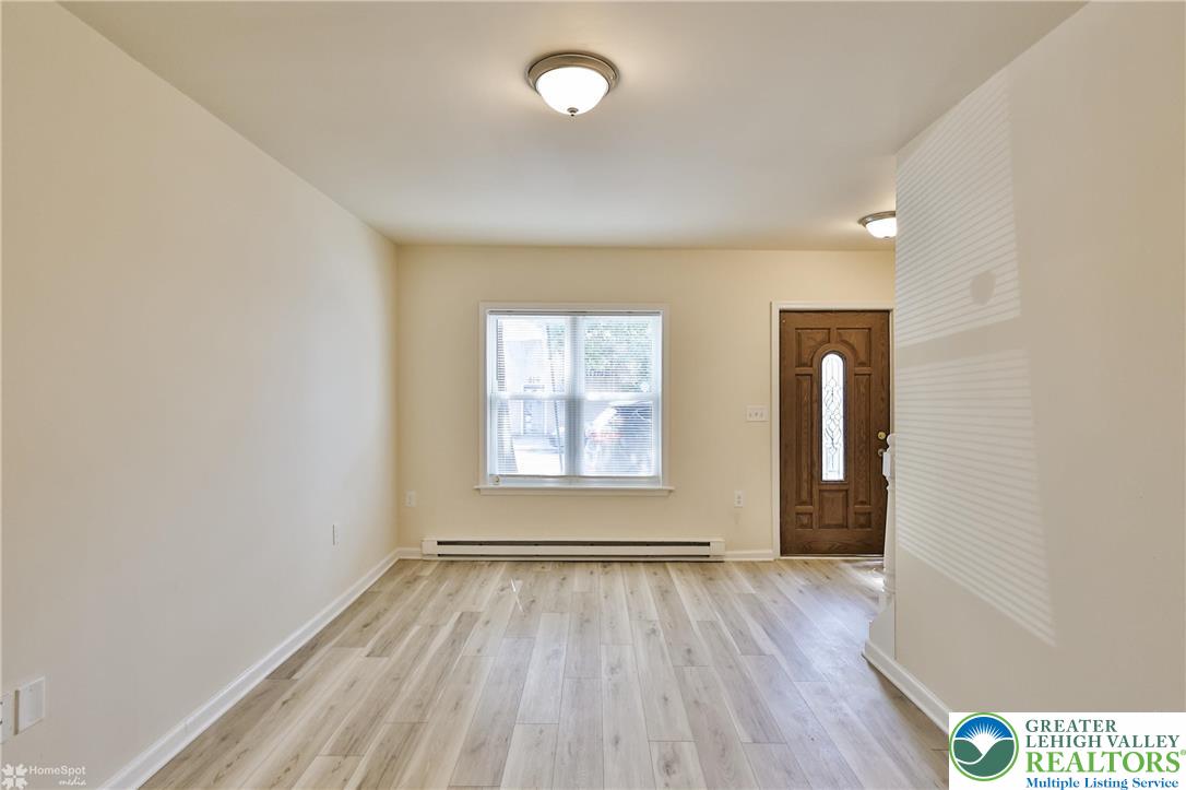 Allentown City, Pennsylvania 18102, United States, 2 Bedrooms Bedrooms, ,1 BathroomBathrooms,Residential,Active,190190