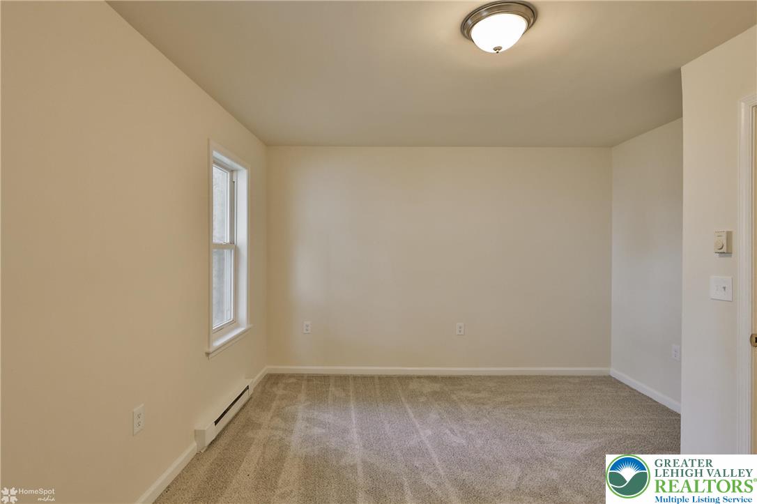 Allentown City, Pennsylvania 18102, United States, 2 Bedrooms Bedrooms, ,1 BathroomBathrooms,Residential,Active,190190