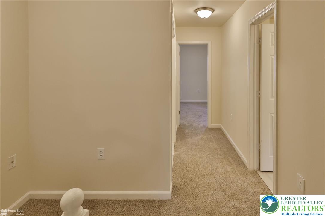 Allentown City, Pennsylvania 18102, United States, 2 Bedrooms Bedrooms, ,1 BathroomBathrooms,Residential,Active,190190