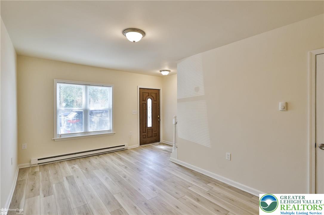 Allentown City, Pennsylvania 18102, United States, 2 Bedrooms Bedrooms, ,1 BathroomBathrooms,Residential,Active,190190