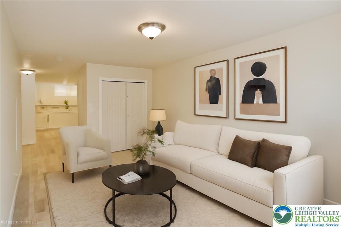 Allentown City, Pennsylvania 18102, United States, 2 Bedrooms Bedrooms, ,1 BathroomBathrooms,Residential,Active,190190