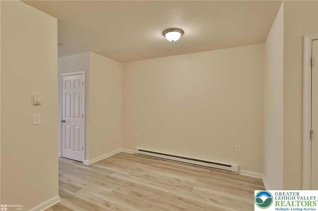 Allentown City, Pennsylvania 18102, United States, 2 Bedrooms Bedrooms, ,1 BathroomBathrooms,Residential,Active,190190