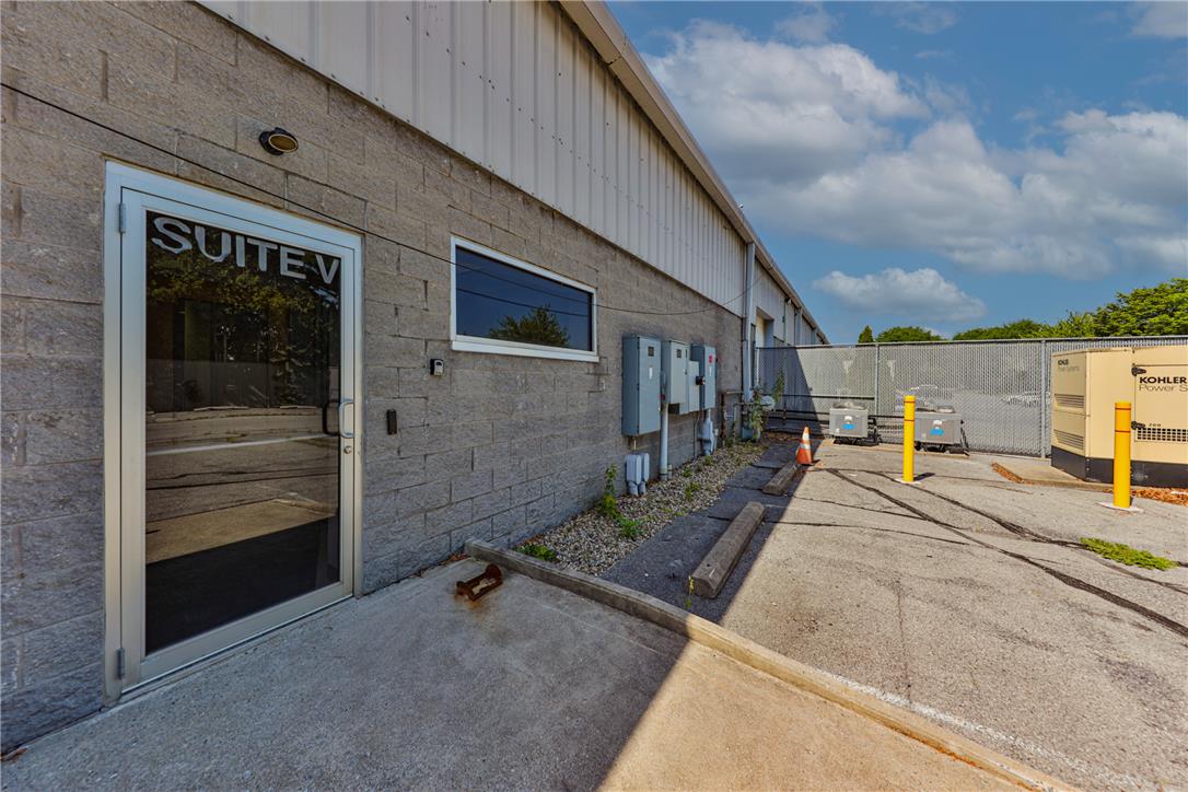 2299 Brodhead Road Suite V