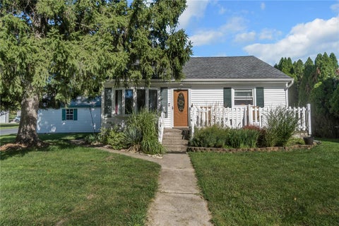 Homes For Sale - 927 Summit Street<br/> Salisbury Twp, PA 18015