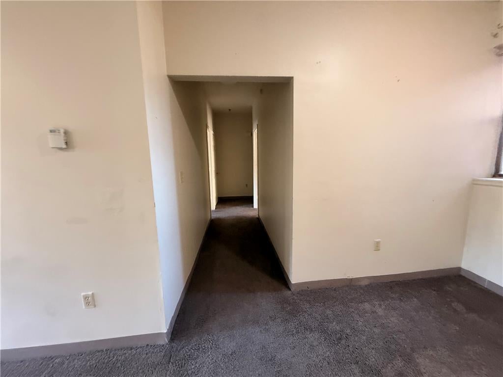 823 E 4th 4