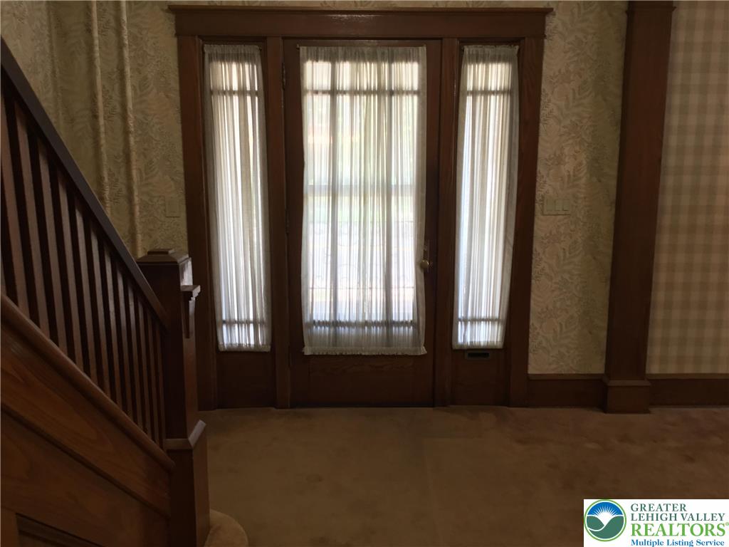 1015 Main Street