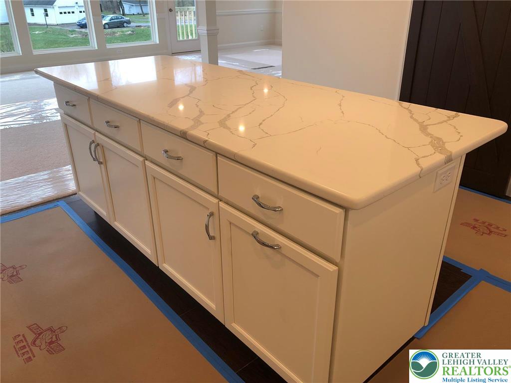 Williams Twp, Pennsylvania 18055, United States, 4 Bedrooms Bedrooms, ,3 BathroomsBathrooms,Residential,Active,226015