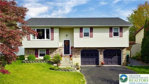 Photo of 443 Arlington Street, Easton, PA 18045 (MLS # 766209) Photo of 443 Arlington Street, Easton, PA 18045 (MLS # 766209)