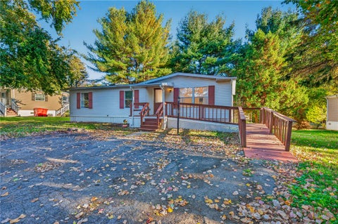 Photo for 8836 Max Way