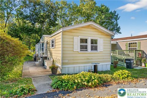 Photo of 8220 Airport Road #4, East Allen Twp, PA 18067 (MLS # 765191) Photo of 8220 Airport Road #4, East Allen Twp, PA 18067 (MLS # 765191)