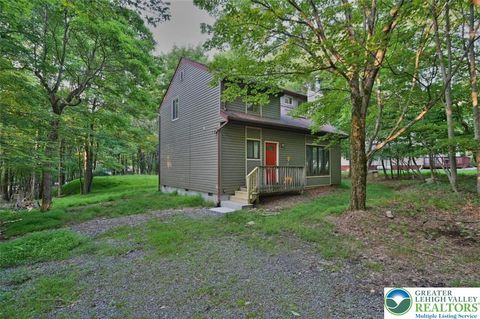 Photo of 115 Lucretius Trail, Penn Forest Twp, PA 18210 (MLS # 767046) Photo of 115 Lucretius Trail, Penn Forest Twp, PA 18210 (MLS # 767046)