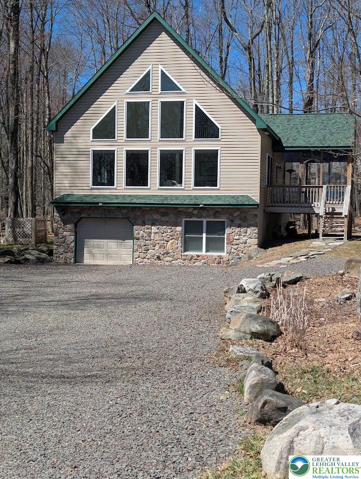 11 Poplar Place