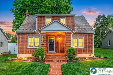Photo of 2033 Brown Street, Allentown, PA 18104 (MLS # 775944)