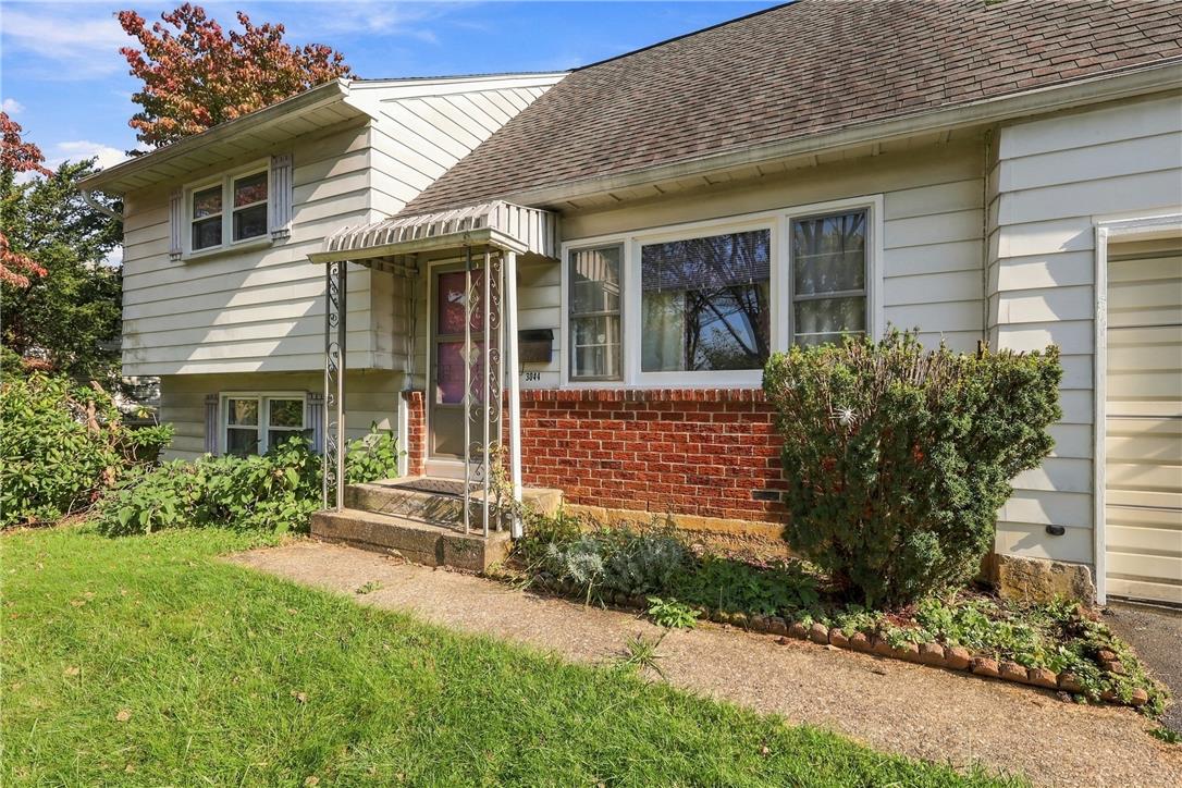 3044 Avon Road