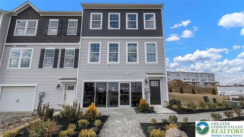 1132 Meadowlark Drive Upper Macungie Twp PA 18051