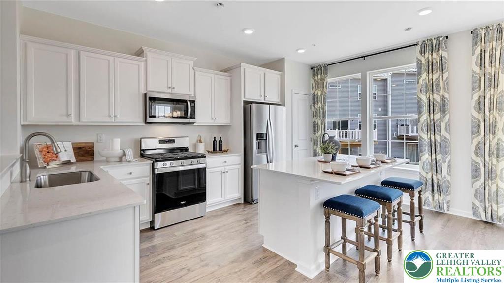 1132 Meadowlark Drive