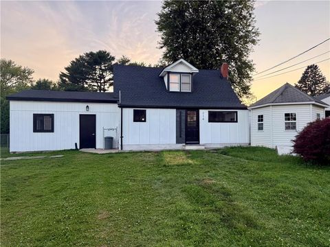 Photo of 214 Somerset Street, Freemansburg Boro, PA 18017 (MLS # 780285)