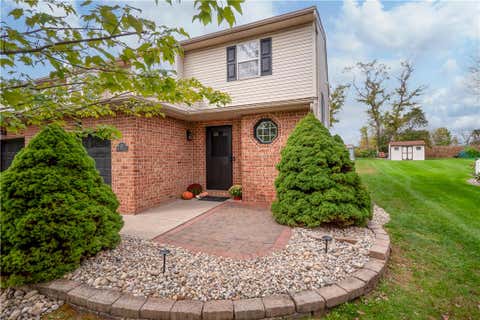 Townhouse For Rent - 43 Olde Penn Drive<br/> Northampton County, Easton, PA 18045
