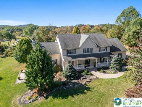 Photo of 2690 Greens Drive, Lower Saucon Twp, PA 18055 (MLS # 766370) Photo of 2690 Greens Drive, Lower Saucon Twp, PA 18055 (MLS # 766370)