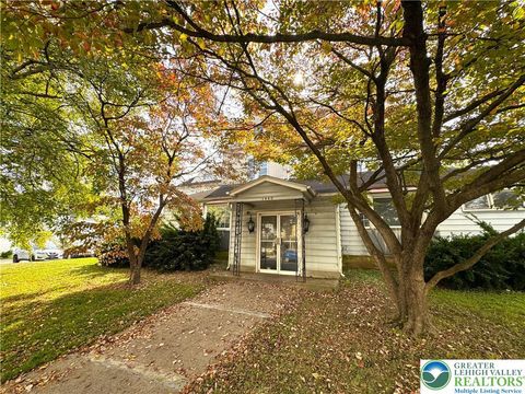 Photo of 1440 Washington Street, Easton, PA 18042 (MLS # 766157) Photo of 1440 Washington Street, Easton, PA 18042 (MLS # 766157)