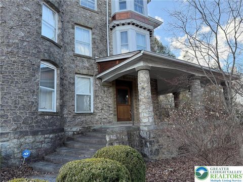 Homes For Sale - 700 Mixsell Street<br/> Northampton County, Easton, PA 18042