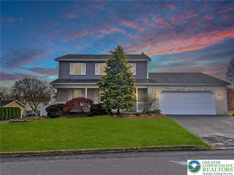 Photo of 719 Hunter Street, Catasauqua, PA 18032 (MLS # 769037)