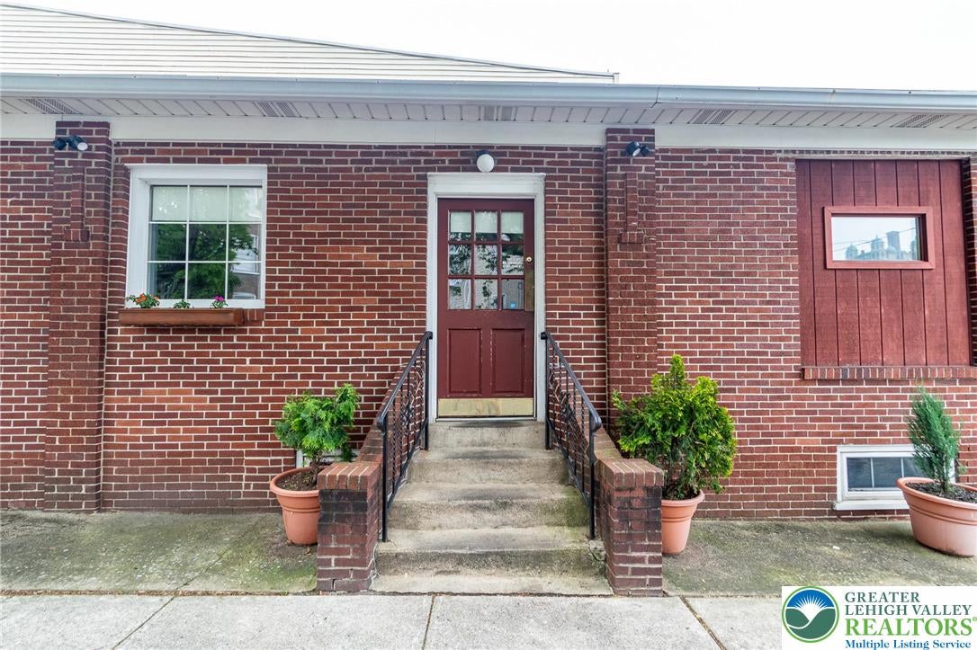 202 S 17th Street