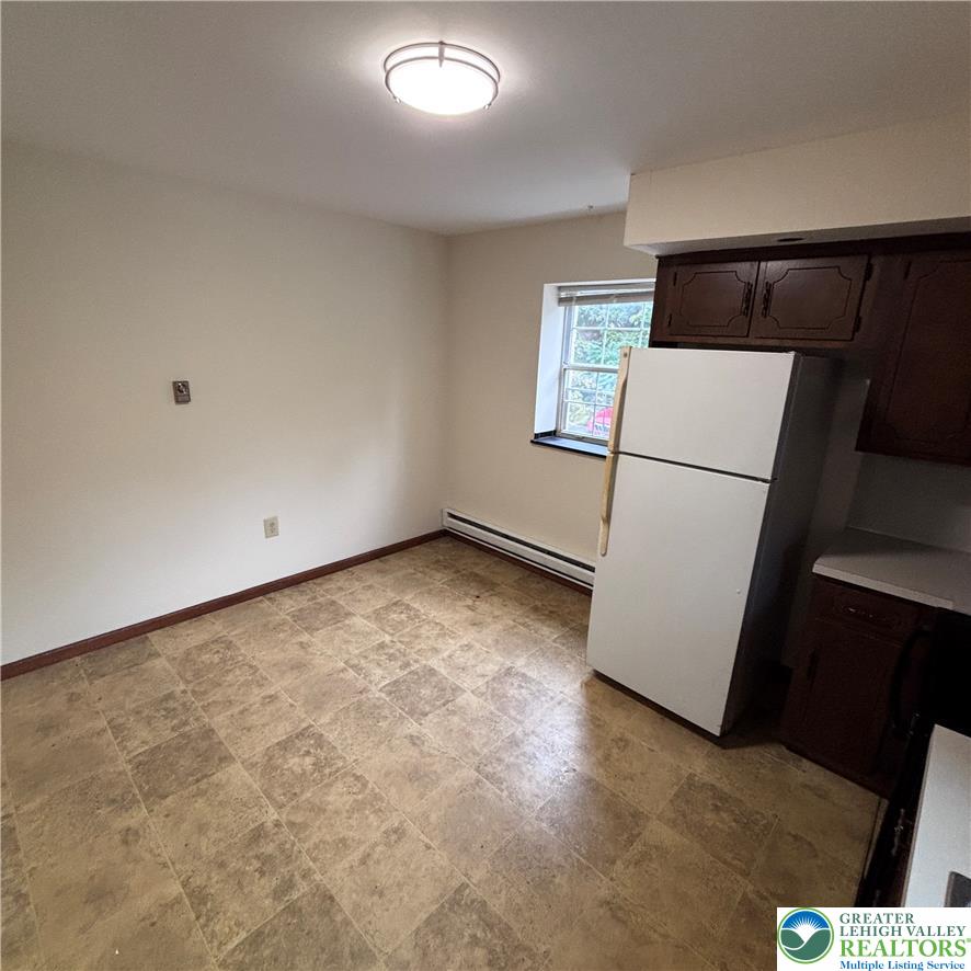 2027 Willow park Road 10