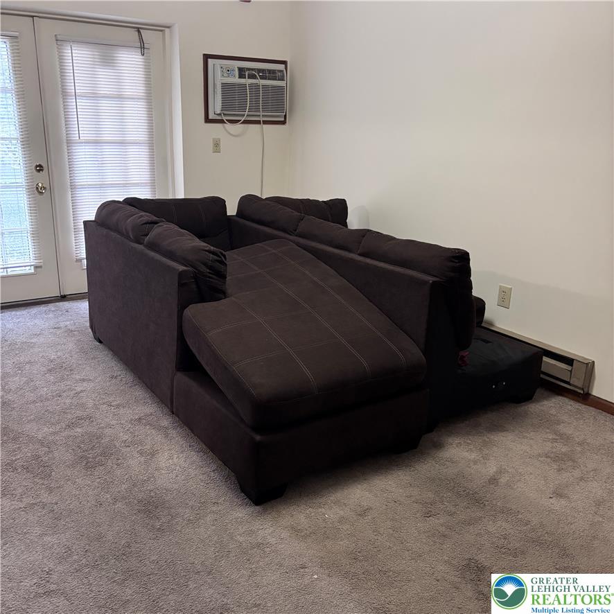 2027 Willow park Road 10