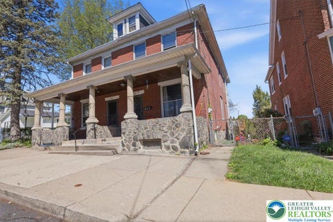 Homes For Sale - 164 E Wilkes Barre Street<br/> Easton, PA 18042