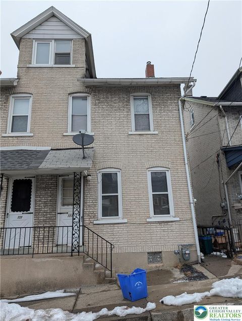 Photo of 723 E 6th Street, Bethlehem, PA 18015 (MLS # 772889)