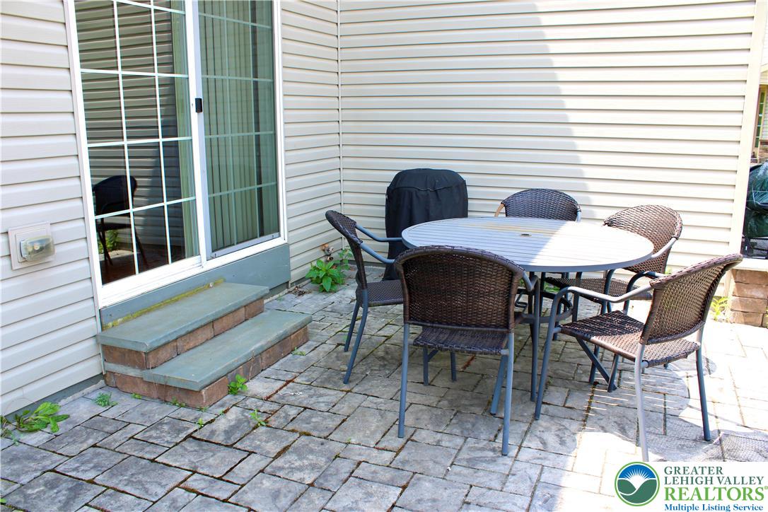 Upper Macungie Twp, Pennsylvania 18104, United States, 3 Bedrooms Bedrooms, ,3 BathroomsBathrooms,Residential,Active,235099