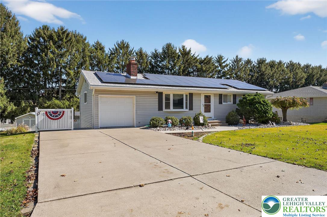 North Whitehall Twp, Pennsylvania 18069, United States, 3 Bedrooms Bedrooms, ,2 BathroomsBathrooms,Residential,Active,229432